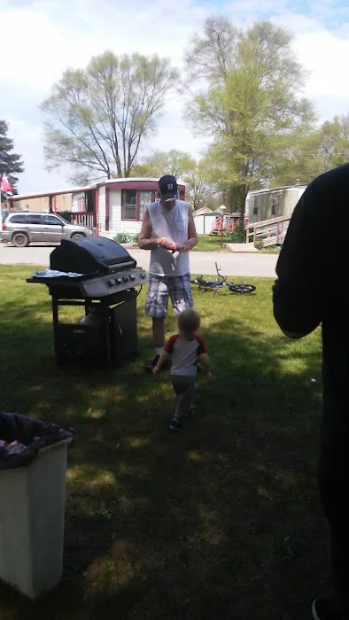 Mt Pleasant Mobile Village Picture 4