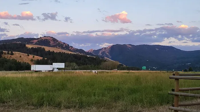 Pleasant Valley Mobile Home Park Picture 3