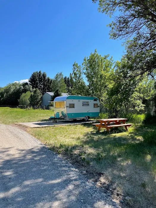 Pleasant Valley Mobile Home Park Picture 7