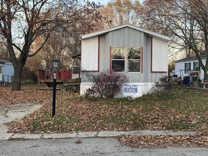 Meadows Mobile Home Park Picture 2