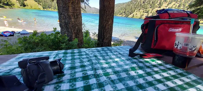 Wade Lake Campground and Picnic Areas Picture 8