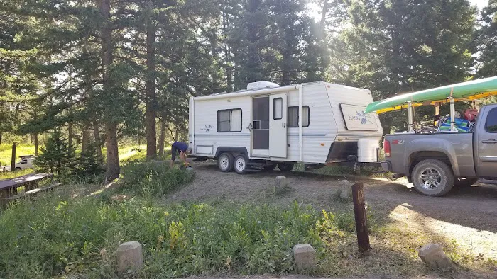 Hilltop Campground Picture 2