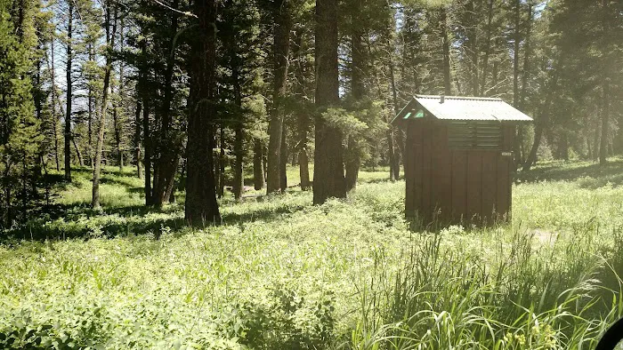 Hilltop Campground Picture 4