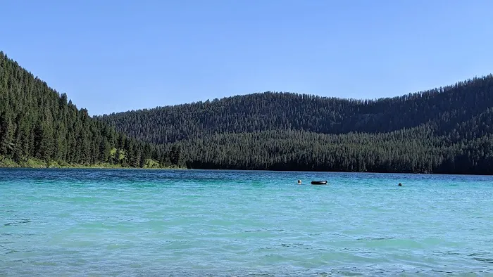 Hilltop Campground Picture 8