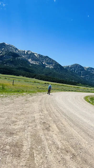 Elk Lake Dispersed Camping and Picnic Area Picture 4