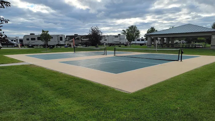 Eastpointe RV Resort Picture 5