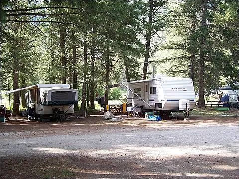 Campfire Lodge Resort Picture 9