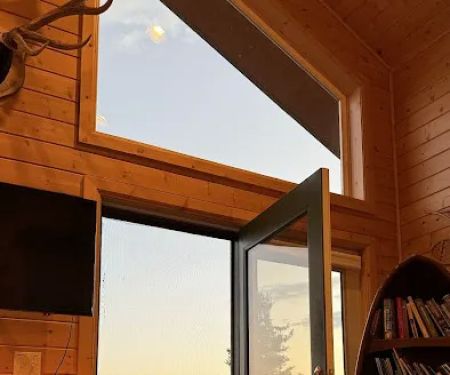 Cozy Island Park Cabin