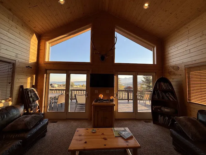 Cozy Island Park Cabin Picture 8