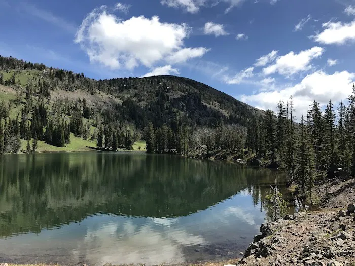 Shelf Lake WE7 Picture 2