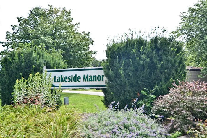 Lakeside Manor Manufactured Home Community Picture 4