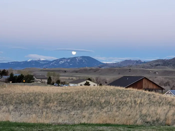 YELLOWSTONE TRAIL VACATION RENTAL Picture 2