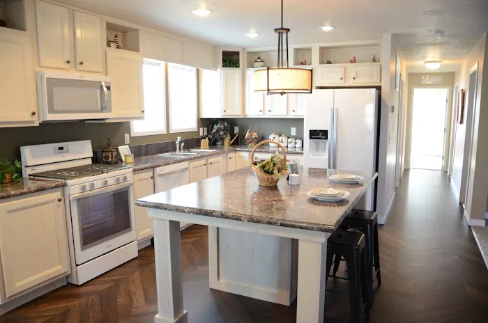New Durham Estates Land Lease Community and Manufactured Home Dealer Picture 4
