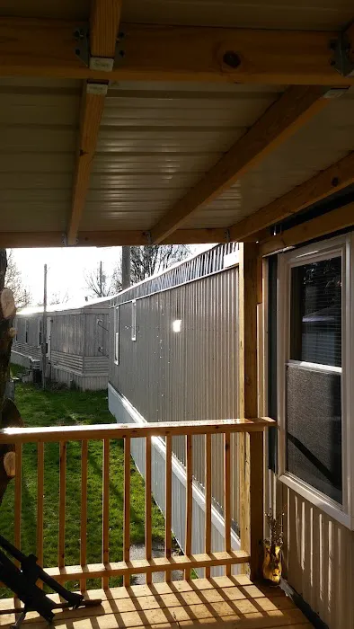 Trailer Park Picture 1