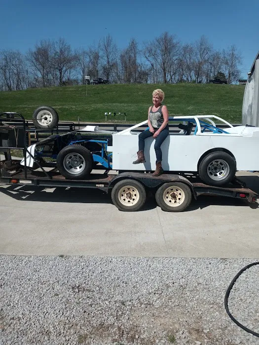 D & D Transport Picture 1