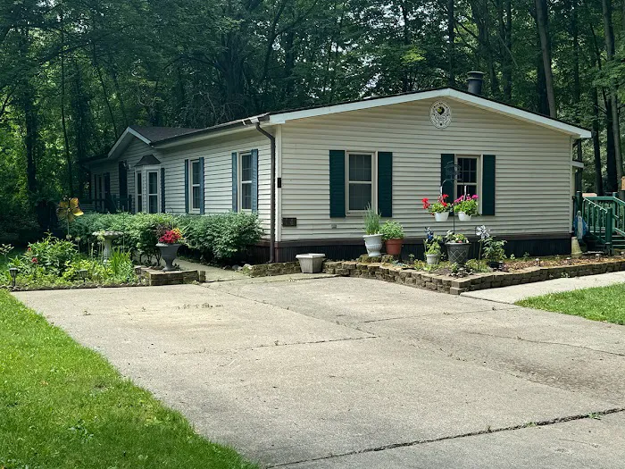 My Place at Thorn Hollow Picture 1