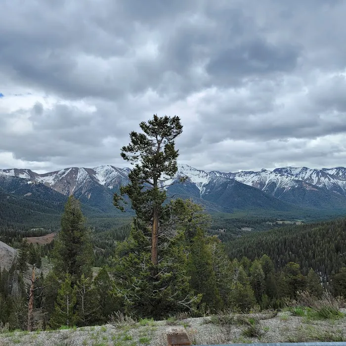 Smokey Lodge Picture 6