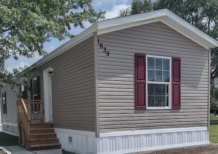 Creekside Manor Mobile Home Park Picture 1