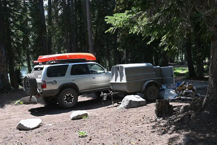 Big Roaring River Lake Campground Picture 4
