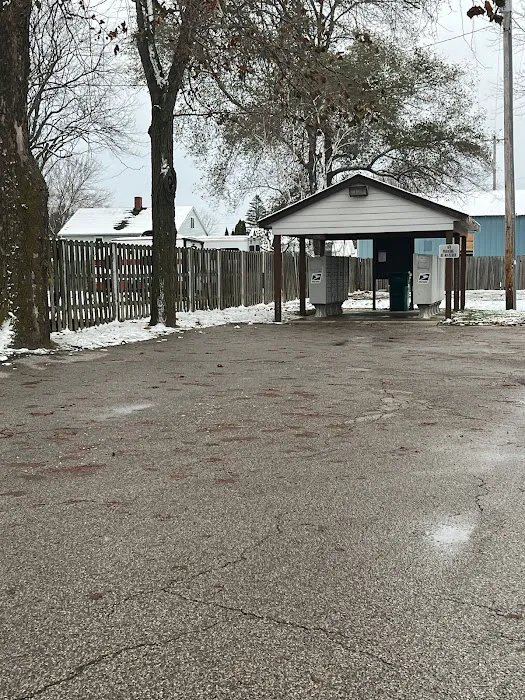 Fairfield Manor Mobile Home Park Picture 9