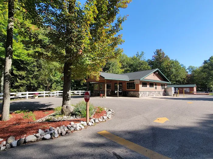 The Woodland Shores RV Resort Picture 5