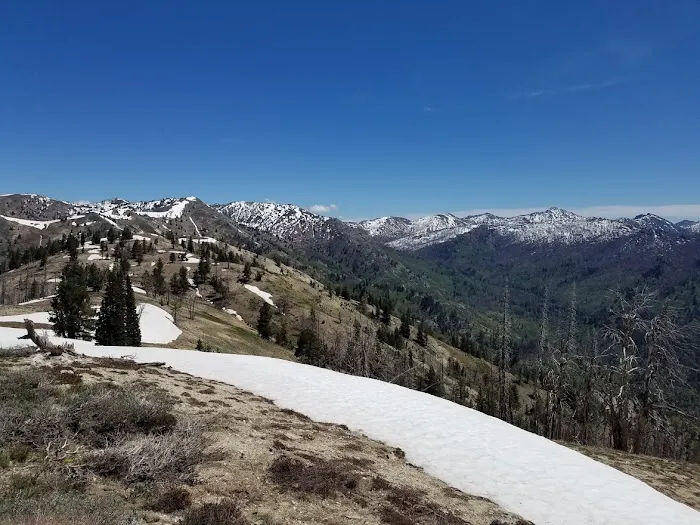 Lower Lava Mountain Trailhead Picture 2