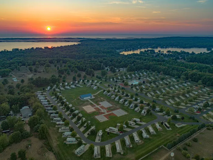 Sun Retreats Silver Lake Picture 1