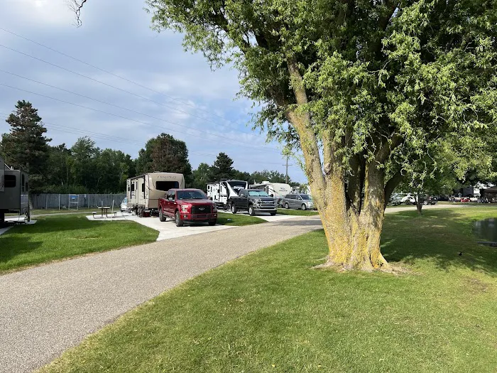 Poncho's Pond RV Park Picture 7