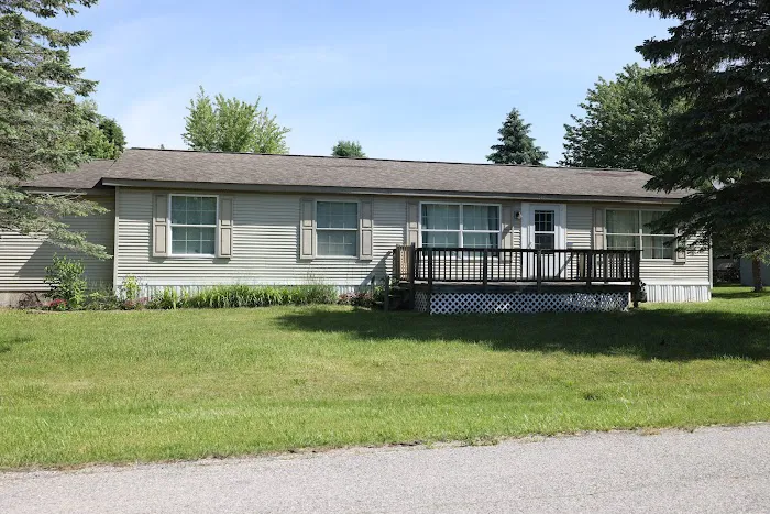 Ludington Mobile Home Community Picture 4