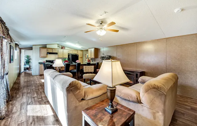Ludington Mobile Home Community Picture 6