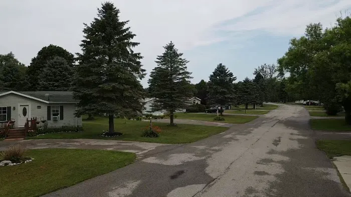 Ludington Mobile Home Community Picture 3