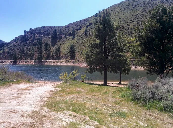 Cottonwood Campground Picture 4