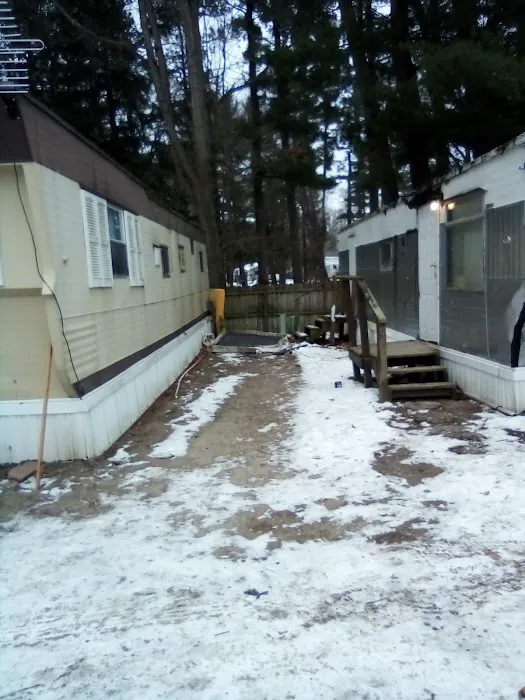Lake View Trailer Court Picture 2
