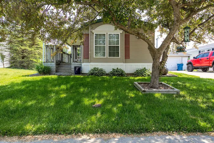Forest Oaks Mobile Home Park Picture 3