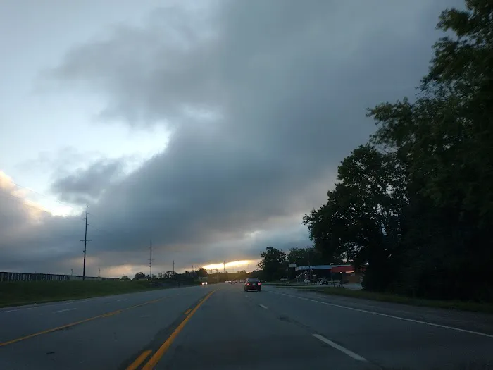 Spurlin Mobile Home Park Picture 10