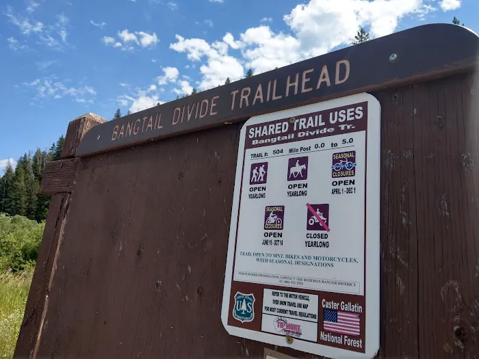 Brackett Creek Trailhead Picture 2