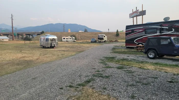 Livingston Campground Picture 1