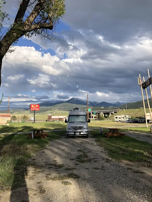 Livingston Campground Picture 5