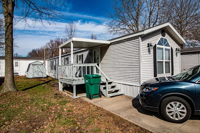 Green Acres Mobile Home Park Picture 2