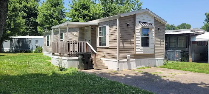 River Oaks Mobile Home Community Picture 8