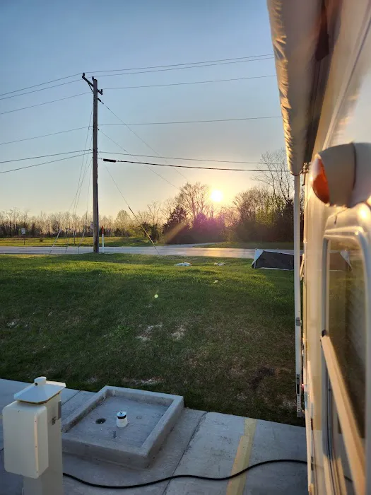 Love's RV Hookup Picture 8