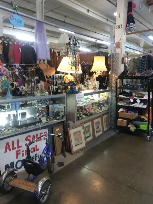 Derby Park and RV Campground Picture 9