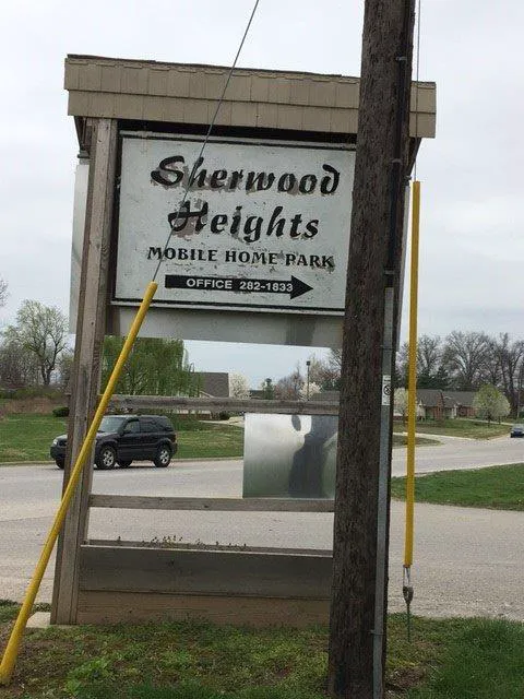 Sherwood Heights Picture 10