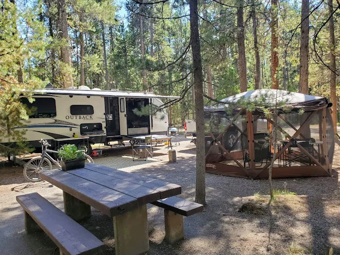 Rainbow Point Campground Picture 1