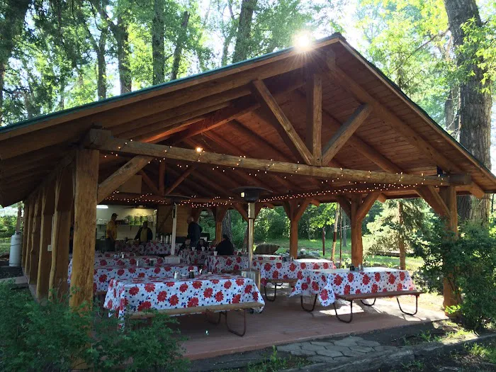 Livingston / Paradise Valley KOA Holiday Picture 3