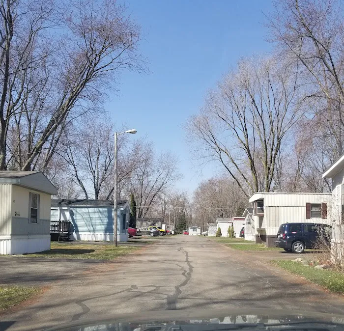 Woodvalley Mobile Home Park Picture 8