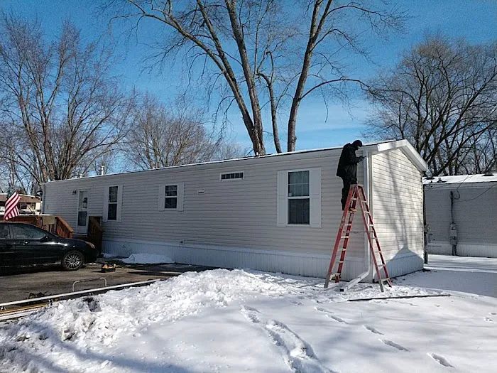 Woodvalley Mobile Home Park Picture 2