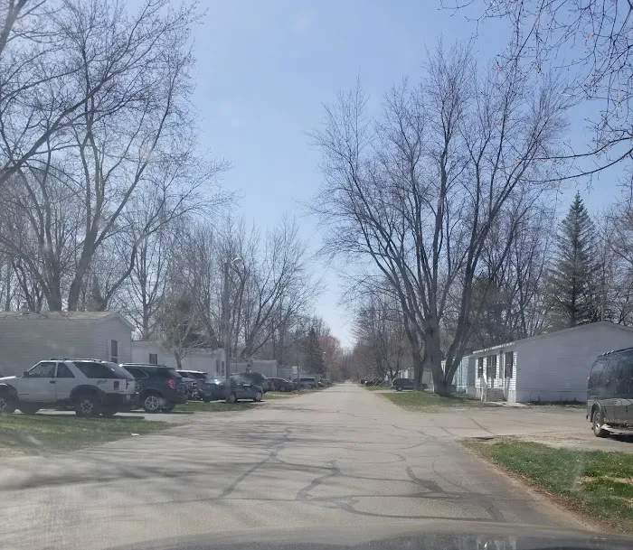 Woodvalley Mobile Home Park Picture 7
