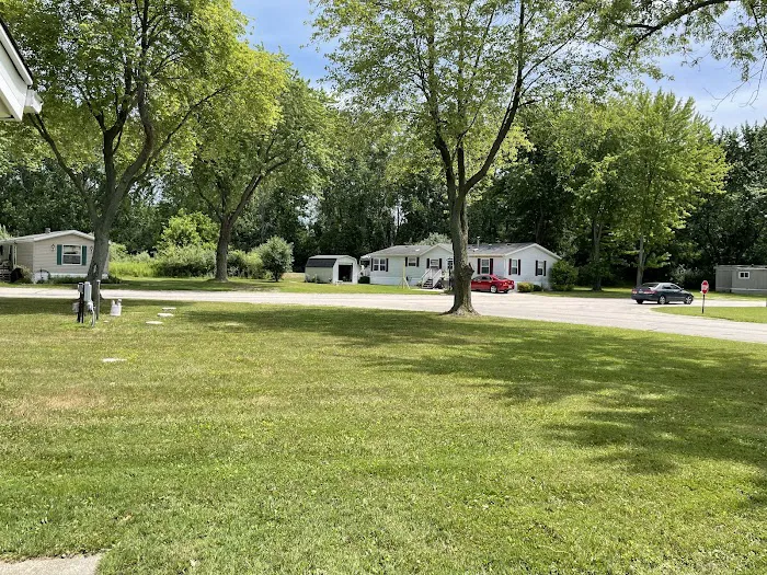 Arlington Manor Picture 2