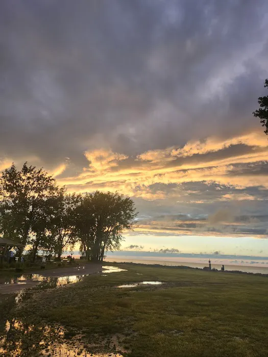 Sunset Bay Marina & RV Park Picture 2